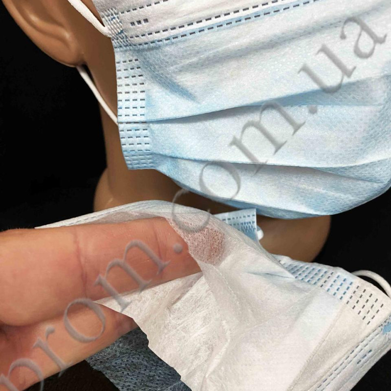 Одноразова Маска, тришарова на резинках для обличчя