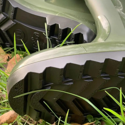 Чоботи чоловічі, високі з нашитою вставкою 'Мисливець'