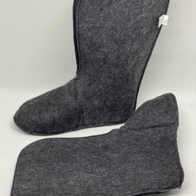 Утеплювач у чобіт — повстяна панчоха