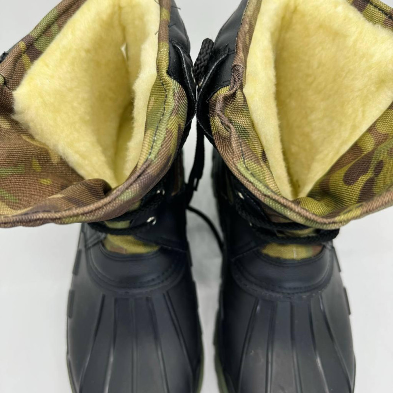 Чоботи зимові чоловічі на хутрі 