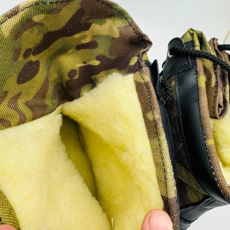 Чоботи зимові чоловічі на хутрі 