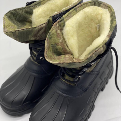 Чоботи зимові чоловічі на хутрі 