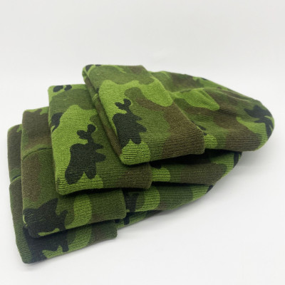 Шапка зимова, камуфльована з підворотом