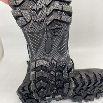 Берци ПАТРІОТ шкіряні утеплені натур. хутро , підошва Поліуретан (43 розмір)