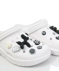 Крокси жіночі DAGO, колір білий з джибіцами, крокси пінка ЕВА крокси жіночі білі