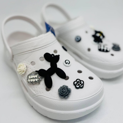 Крокси жіночі DAGO, колір білий з джибіцами, крокси пінка ЕВА крокси жіночі білі